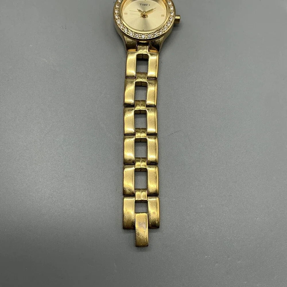 Timex Womens Watch 23mm Gold Tone Crystals Dress Bracelet New Battery 6.75